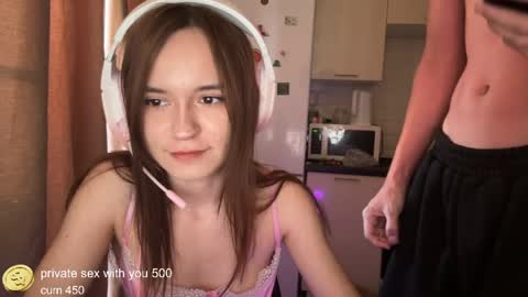 MikkiLina online show from May 23, 1:51 pm