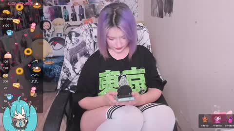 Miku online show from December 4, 4:43 pm