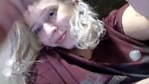 Mila 420 online show from April 20, 11:30 pm