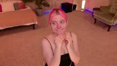 Lisa online show from July 20, 6:10 pm