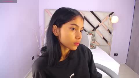 milaa_star online show from February 15, 3:20 am