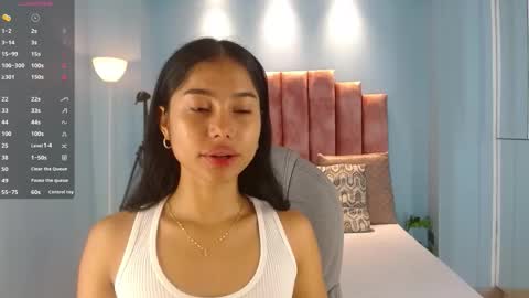 milaa_star online show from March 4, 3:03 am