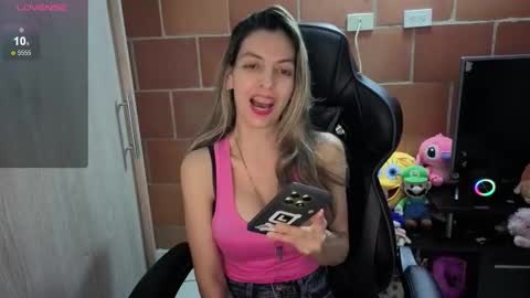 milacoxx8819 online show from October 17, 12:25 am