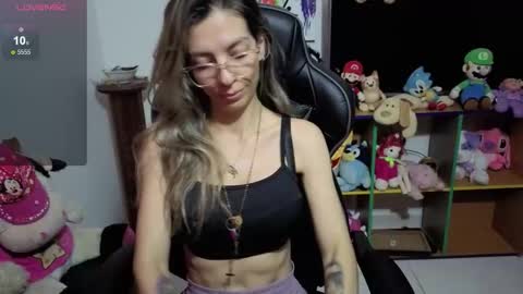 milacoxx8819 online show from October 21, 12:49 am