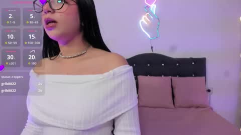 milah_tay online show from February 10, 11:46 am