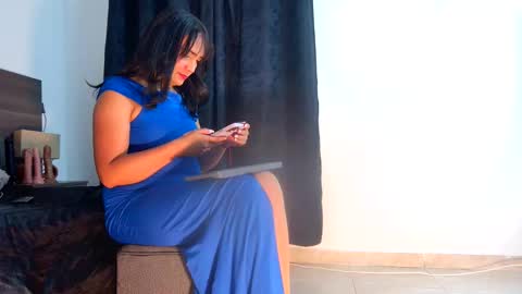 mila online show from October 28, 1:17 am