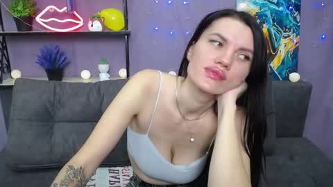 Milaloona online show from January 30, 1:20 pm