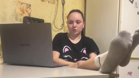 milamisss online show from April 18, 7:58 pm