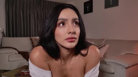 milana online show from September 25, 11:23 pm