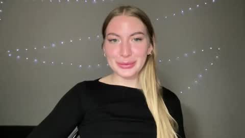 Milana online show from December 24, 6:50 pm