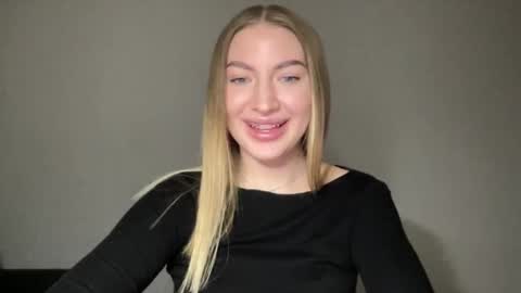 Milana online show from January 19, 2:59 pm