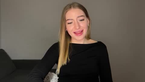 Milana online show from February 15, 6:12 pm