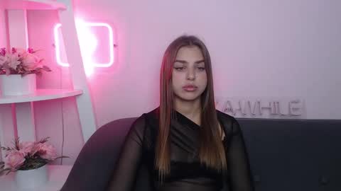 Snapshot of milanaangelas chatting on September 20, 4:59 am milanaangelas online show from September 20, 4:59 am