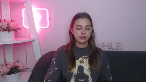 Snapshot of milanaangelas chatting on September 22, 5:00 am milanaangelas online show from September 22, 5:00 am