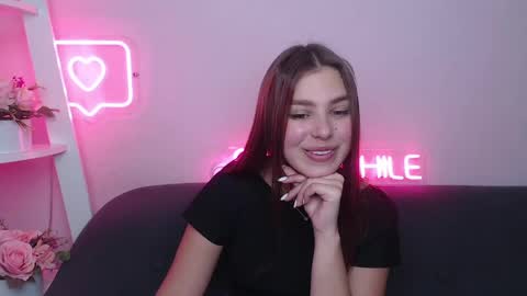 Snapshot of milanaangelas chatting on February 28, 10:52 am milanaangelas online show from February 28, 10:52 am