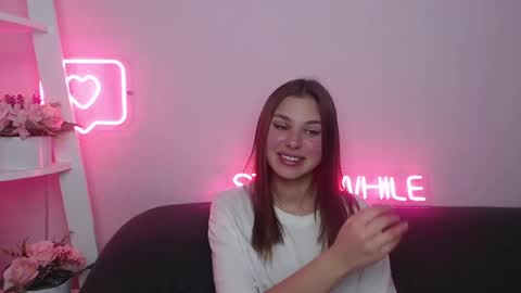 Snapshot of milanaangelas chatting on January 25, 5:51 pm milanaangelas online show from January 25, 5:51 pm