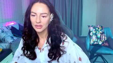 Milana online show from April 4, 8:32 am