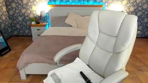 Milana online show from March 2, 4:53 pm