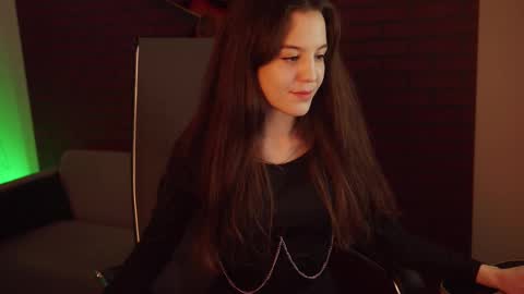 Snapshot of milastoyne chatting on March 12, 6:18 am milastoyne online show from March 12, 6:18 am