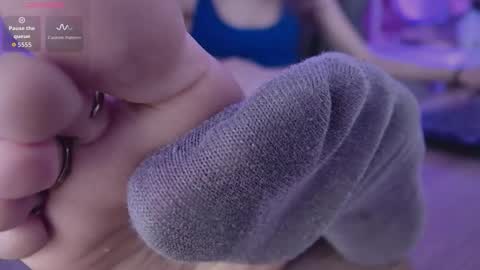 milastoyne online show from March 5, 9:40 am