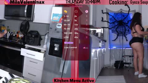 Mila Valentina online show from October 31, 2:45 am