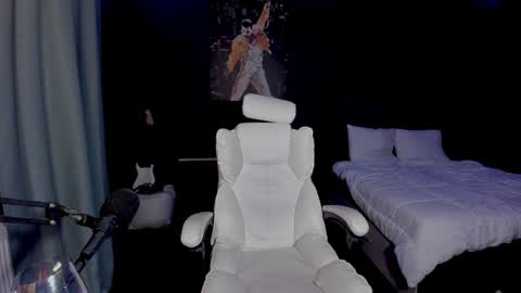 Milena online show from December 4, 4:04 am