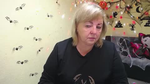 Milena online show from October 19, 5:12 am