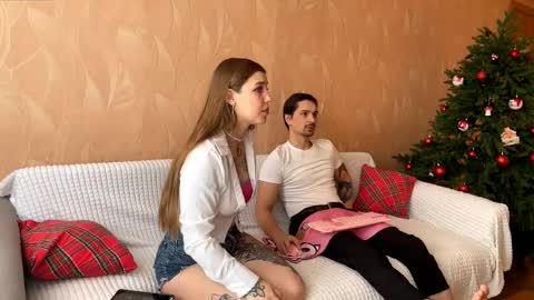 Miley and Michael online show from January 6, 5:22 am