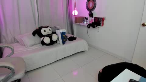  IEY EY  online show from October 5, 4:21 am