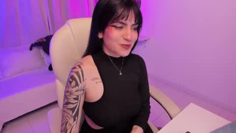  IEY EY  online show from October 27, 1:16 am