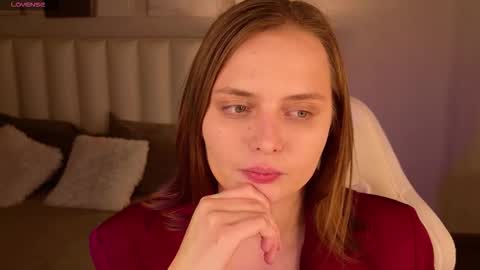 mileylovelyx online show from November 17, 1:19 am