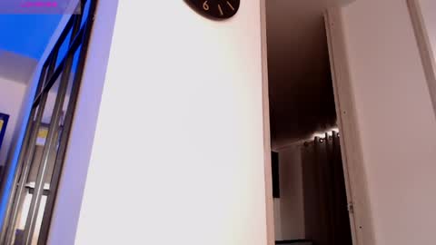 Melissa online show from April 14, 3:04 pm