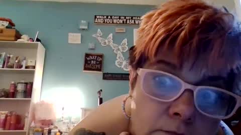 milfy1900s online show from February 5, 7:17 pm