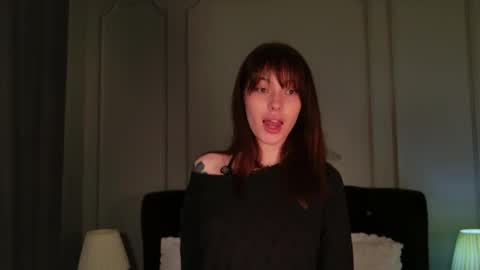 Mili Jay online show from May 22, 6:25 pm