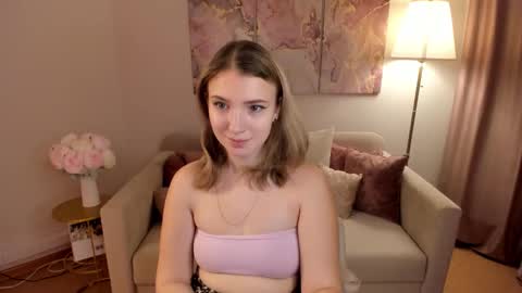 milinafox online show from October 12, 2:59 am