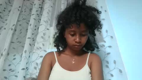 milinasy online show from May 26, 6:47 pm