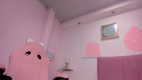 milk_zafira online show from November 8, 12:13 am