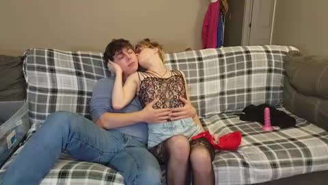 Snapshot of milkandhoneycams chatting on October 25, 2:34 am MilkandHoney online show from October 25, 2:34 am