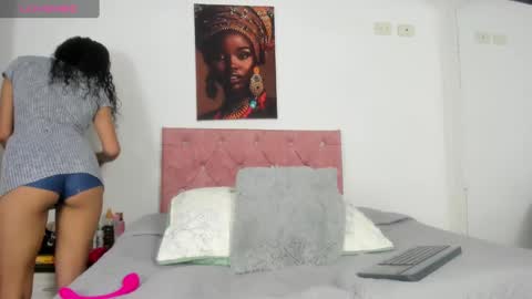 Paola  online show from January 30, 2:49 am