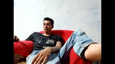 Snapshot of milkhammer chatting on December 24, 9:33 pm Hammer online show from December 24, 9:33 pm