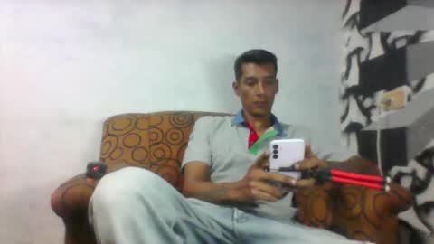 Snapshot of milkhammer chatting on February 27, 12:57 am Hammer online show from February 27, 12:57 am