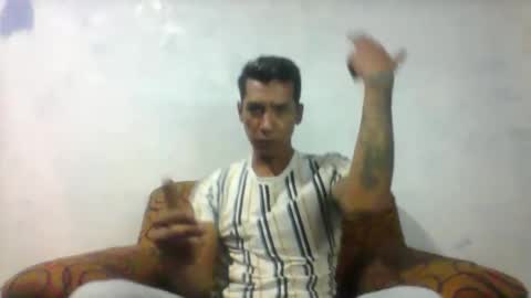 Snapshot of milkhammer chatting on February 14, 1:45 am Hammer online show from February 14, 1:45 am