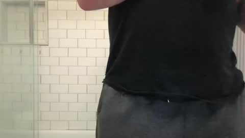 milkitdaddy online show from March 6, 1:27 am