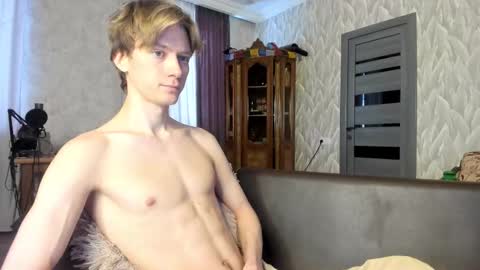 Isaac online show from February 28, 5:33 am