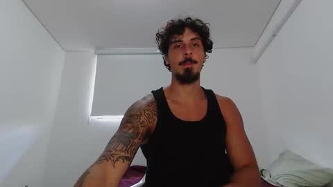 milkoffee online show from February 21, 5:49 pm