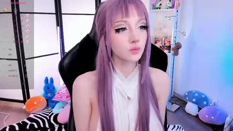 milky cute online show from May 12, 7:12 pm