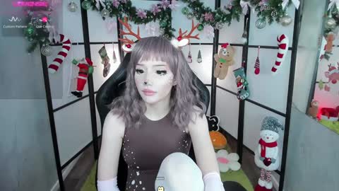 milky cute online show from December 30, 12:43 am