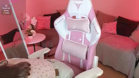 Ula online show from March 19, 4:45 pm