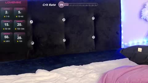 milla_cali online show from November 29, 1:24 am