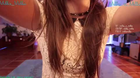 Snapshot of milla_milla chatting on February 10, 6:53 am milla_milla online show from February 10, 6:53 am